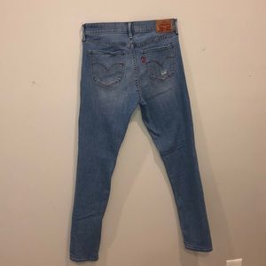 Levi Skinny Light-wash Jeans